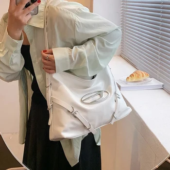 Модерна чанта с декорация на раменна колана си в стил пънк 2023, Универсална Метална етикет с отделни букви, Ежедневна чанта през рамо с Голям капацитет