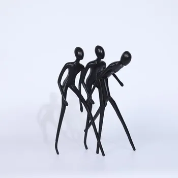 Скандинавски Метал Черен Абстрактен Три Движещи Човек Скулптура Герой Украшение Кабинет Украса на Работния Плот Аксесоари За дома