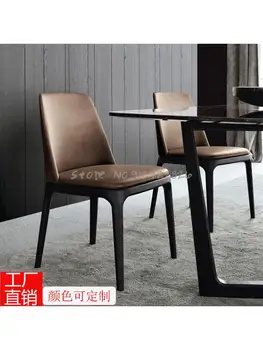 Трапезария стол от масивно дърво в скандинавски стил, просто модерна облегалка, малък семеен маса за хранене, стол, дизайнерски кожен стол за ресторанта на хотела